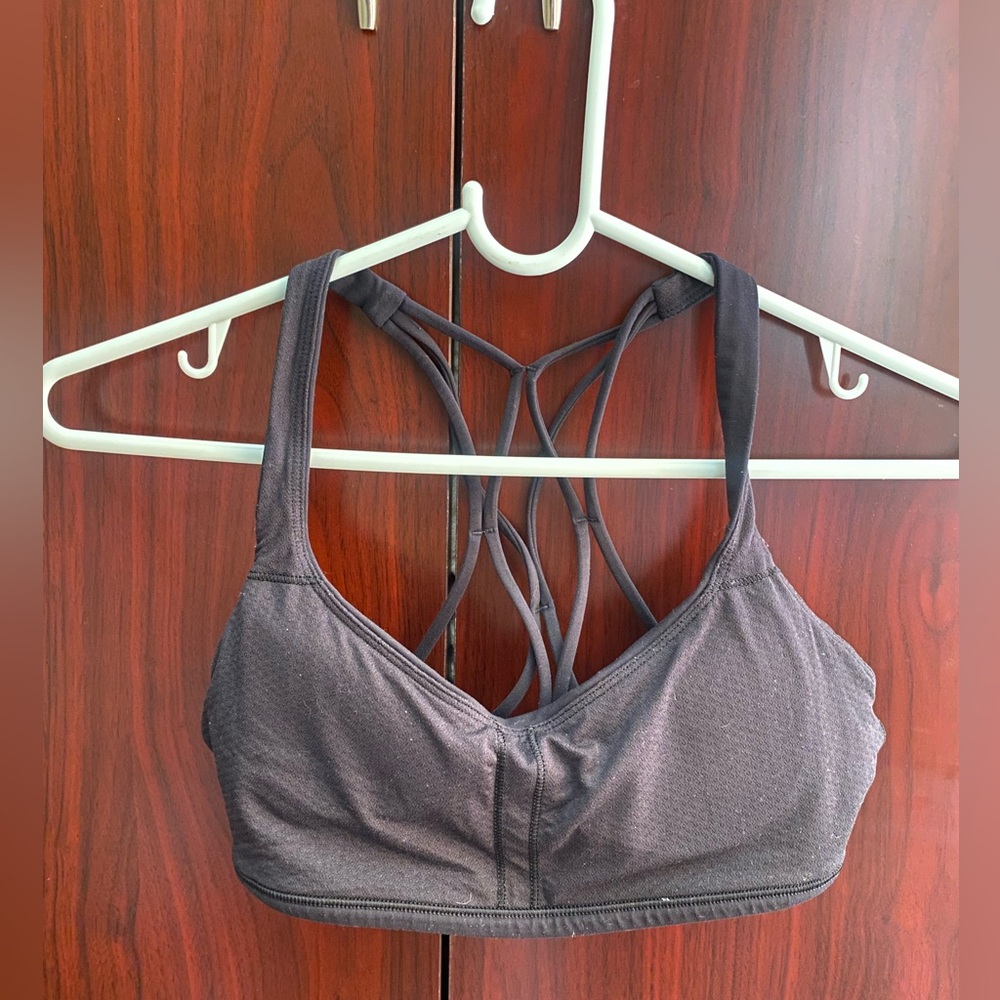 Lululemon gray sports bra